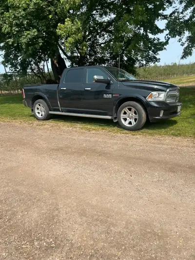 Works great. Second owner. Interior pictures to come . 5193290318