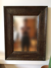 Grand miroir avec cadre en bois