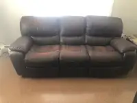 Recliner couch set