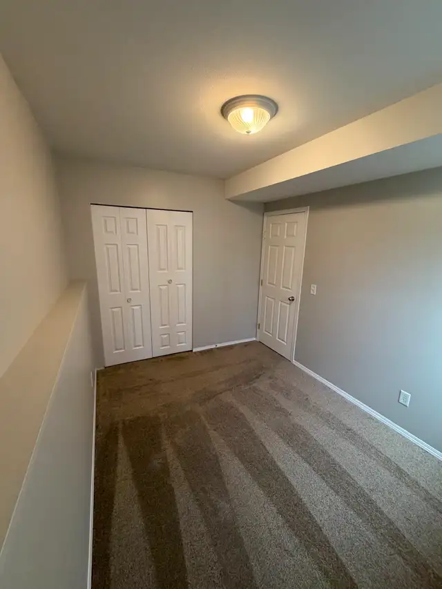 Rent-to-Own this half Duplex on a Pie-Shaped Lot in Long Term Rentals in Grande Prairie - Image 11