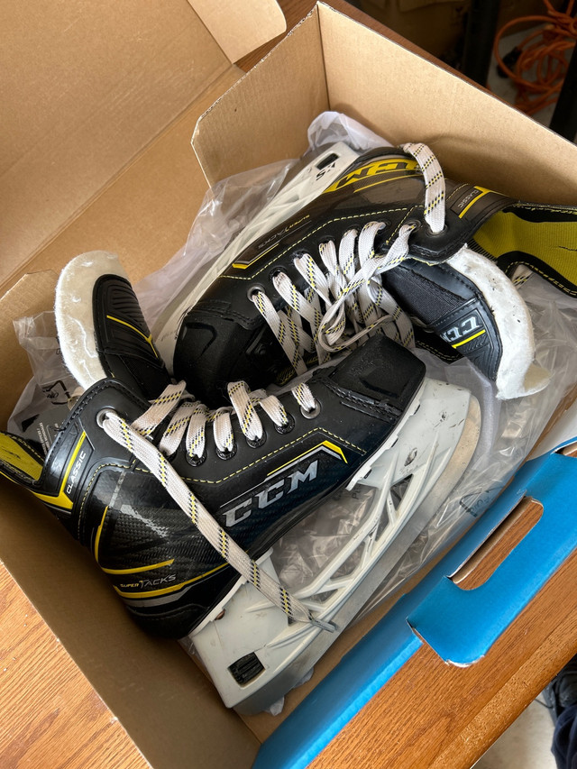 CCM Super Tacks Size 2…..great in Skates & Blades in St. Catharines