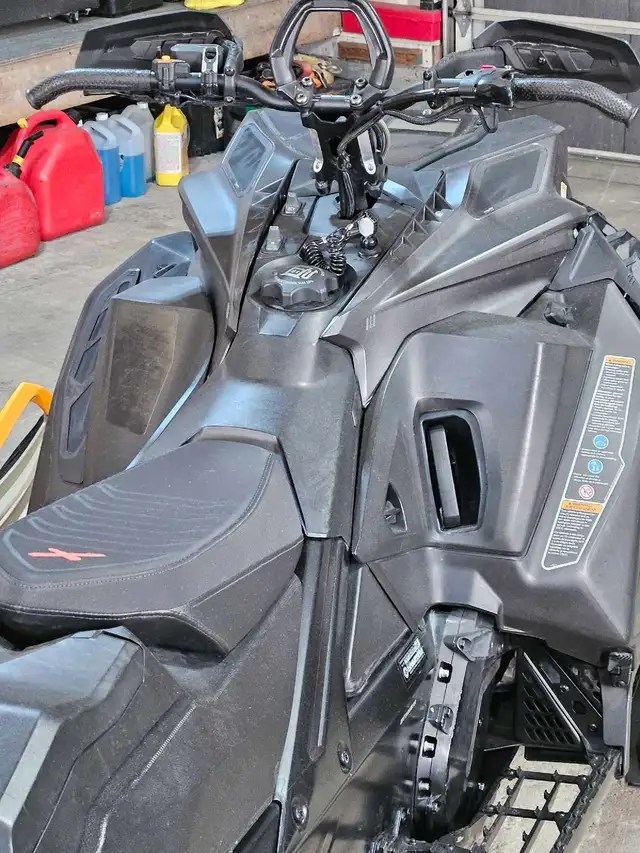 2022 turbo 850 skidoo summit expert in Snowmobiles in Calgary - Image 7