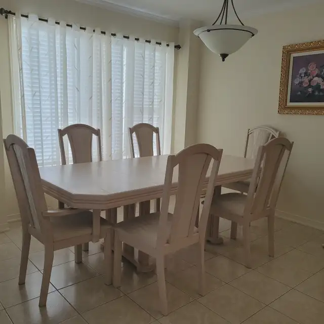 Solid Wood Dining Room Cabinet + Table & 6 Chairs Flash Sale in Dining Tables & Sets in Markham / York Region - Image 6