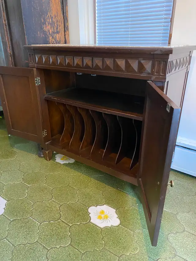 a vintage dark wood cabinet featuring an inlaid marble top in Hutches & Display Cabinets in City of Toronto - Image 6