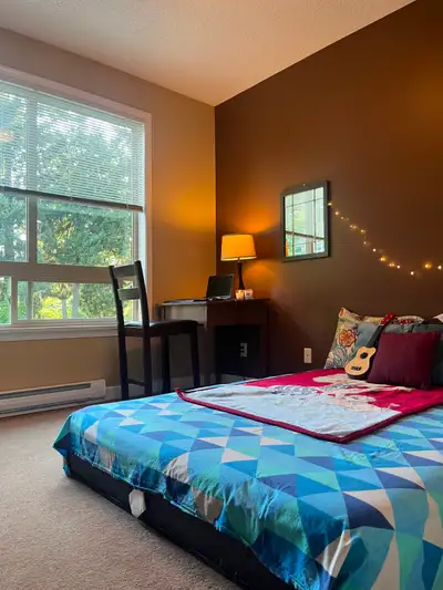 SINGLE OCCUPANCY/ Female Preferred: Private room with a private bathroom available for rent in Langf...