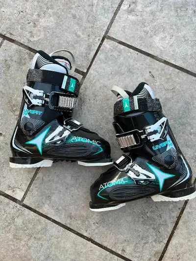 Ski Boots Used Women’s (Size 25.0-25.5), View more