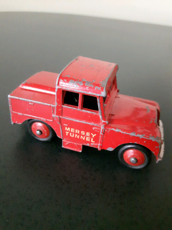 Dinky/Hot Wheels/Matchbox EtcPlanes,automobiles,boats NP in Arts & Collectibles in Vernon - Image 2