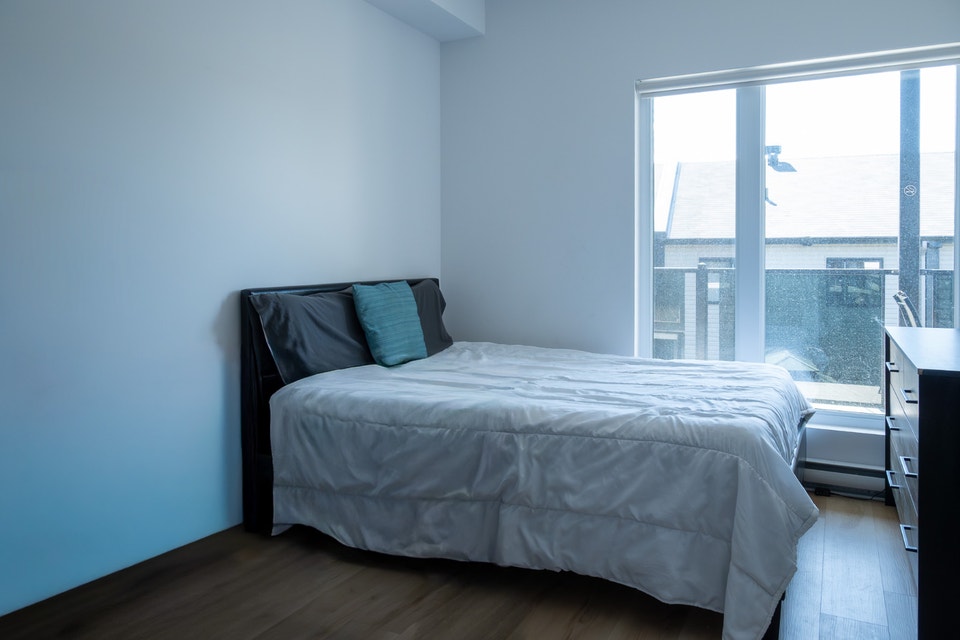 Octobre GRATUIT Appartement NEUF (2 chambres et 1 salle de bain) 4