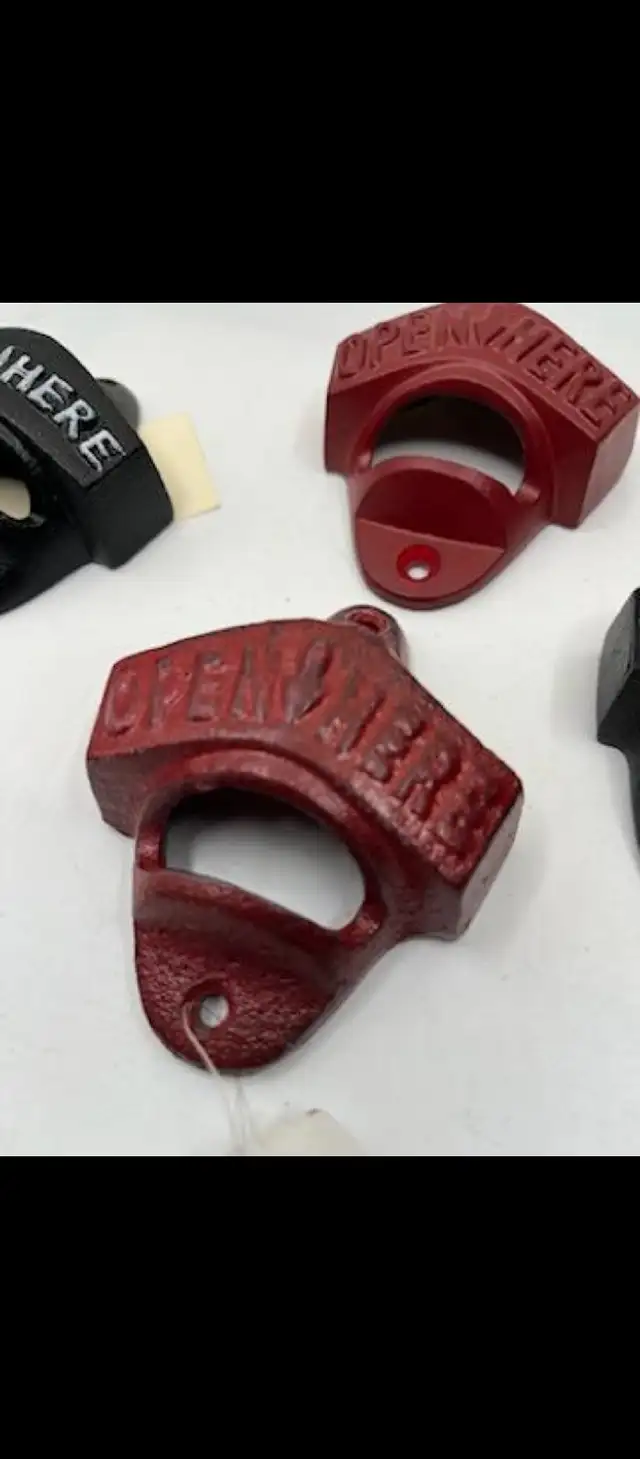 Cast Iron Bottle Openers in Home Décor & Accents in Ottawa - Image 3