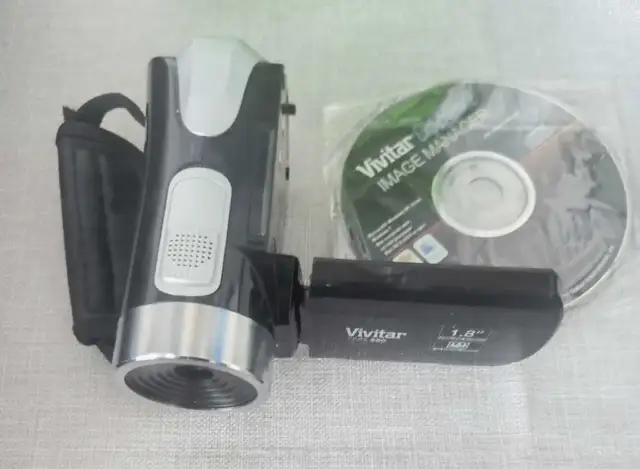 Working Vivitar Camcorder hard Shell Series with Computer CD64645240497667120