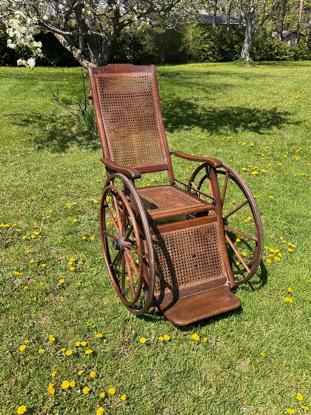 Antique Wheelchair $450 in Arts & Collectibles in Trenton