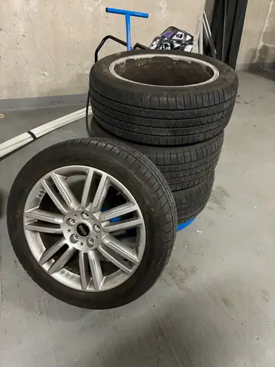 Mini Cooper silver alloy wheels with tires - set of 4 Lots of tread left on tires, unsure of conditi...