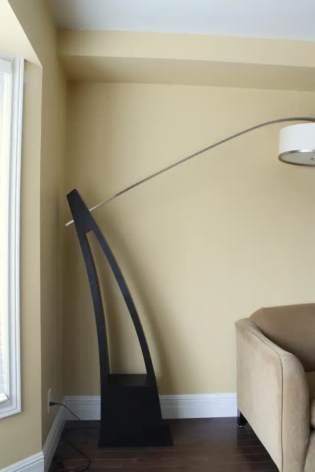 Tusk Arc Floor Lamp in Indoor Lighting & Fans in Oshawa / Durham Region - Image 3
