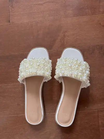 Women flat sandals pearl size 8 ( for bride, bridal events), View more