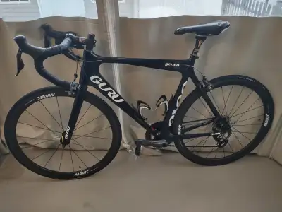 Velo Guru (geneo) en carbone, View more