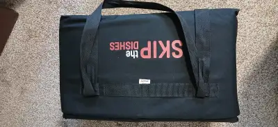 Brand new Skip the dishes rectangle bag with pizza bag I had them in storage for year. I used just f...