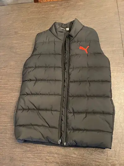 Puma puffer vest Brand NEW - kids medium, View more