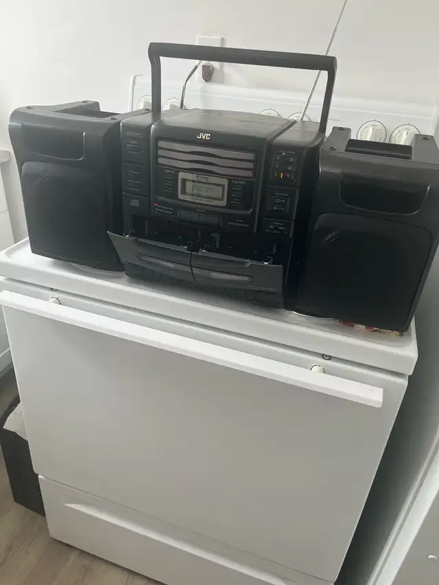 JVC Portable CD Changer System PC-XC20402835177063720964