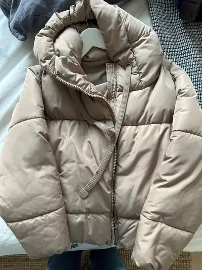 Manteau court ZARA femme, View more