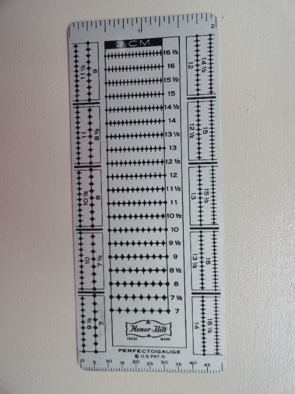 Règle (gauge) pour timbres à 3$ dans Art et objets de collection  à Ouest de l’Île