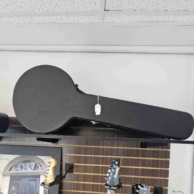 Full Size Banjo Case Make: Profile $100 Come in to Hock Exchange! Hours of operation: Monday 10 - 4...