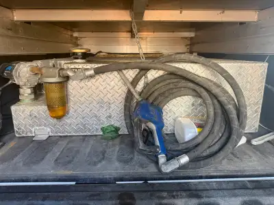 Custom slip tank Custom 650L tank. Diesel. L=60.5 W=48 H=14.25(cap sits 2 higher) No longer needed,...