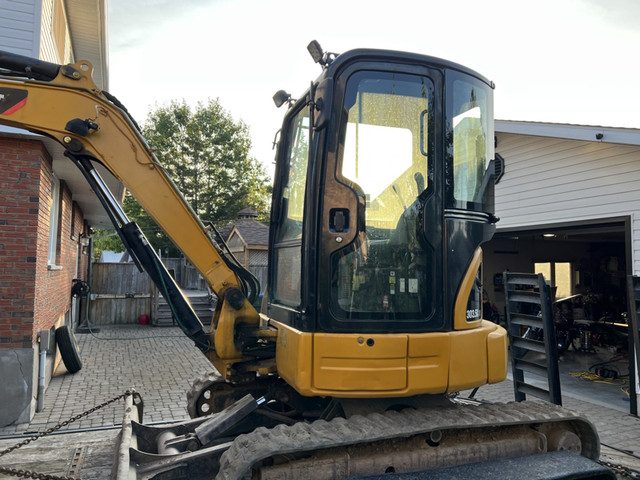 Cat excavator in Heavy Equipment in Sault Ste. Marie - Image 4