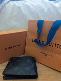 Brand new authentic Louis Vuitton men's Slender wallet 