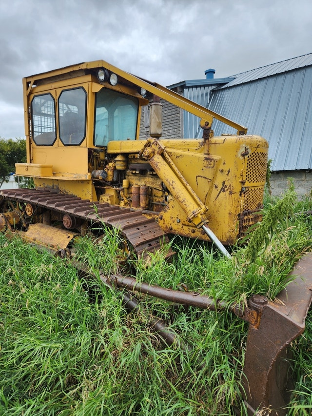 D6 caterpillar Heavy Equipment Saskatoon Kijiji