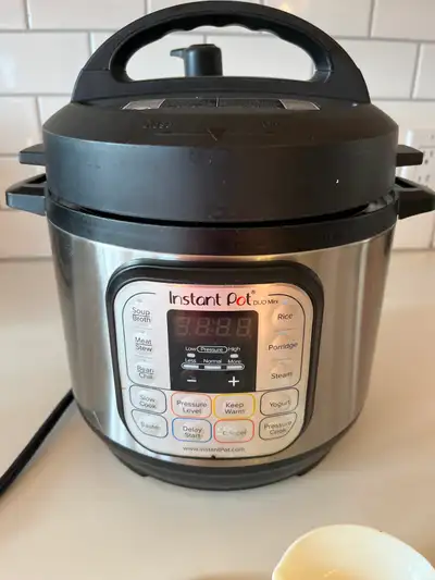 Instant Pot Duo 3 quart - 7 cooking functions, View more