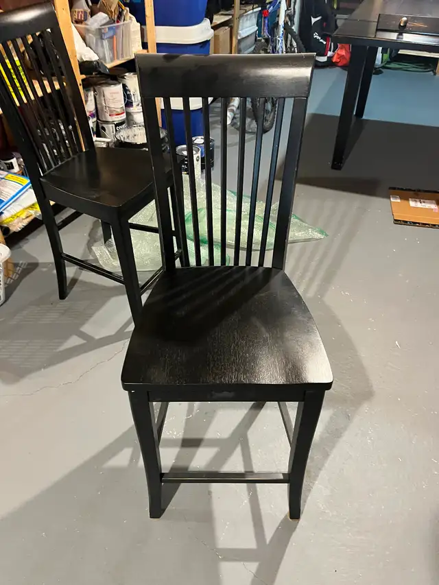 COTTAGE / COUNTRY HARVEST TABLE WITH 6 CHAIRS in Dining Tables & Sets in Oakville / Halton Region - Image 7