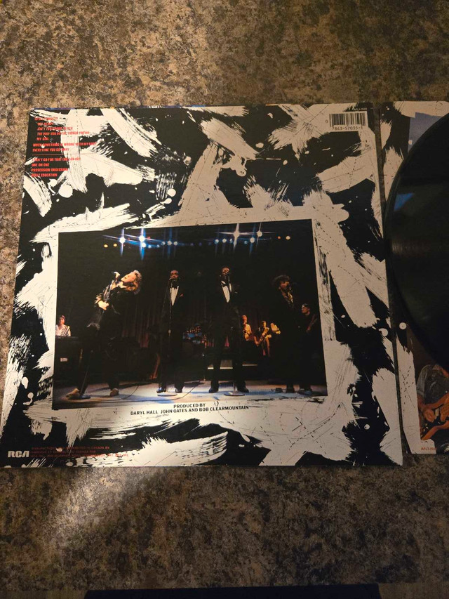 Hall & Oates Live at the Apollo Vinyl in CDs, DVDs & Blu-ray in St. Catharines - Image 4