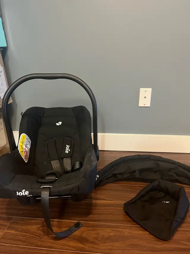 Car Seat  for Newborn in Strollers, Carriers & Car Seats in Edmonton - Image 3