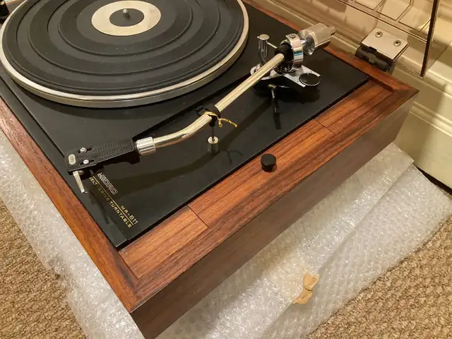 Micro Seiki turntable in Stereo Systems & Home Theatre in Mississauga / Peel Region - Image 7