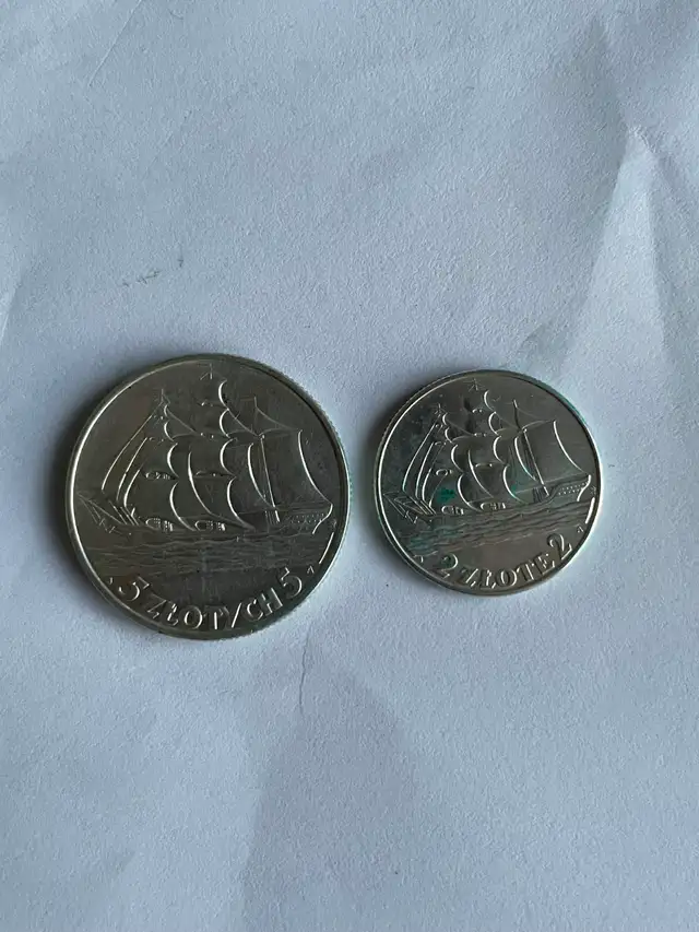 Poland Silver Coin Lot — 1936 5 Złotych “Ship” + 1936 2 Złote — in Arts & Collectibles in City of Toronto - Image 2