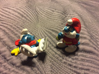 2 Christmas Smurfs