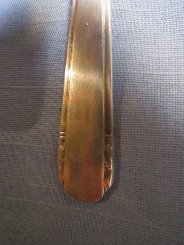 #42B  ELAINE silverware set for 8 in Arts & Collectibles in Yarmouth