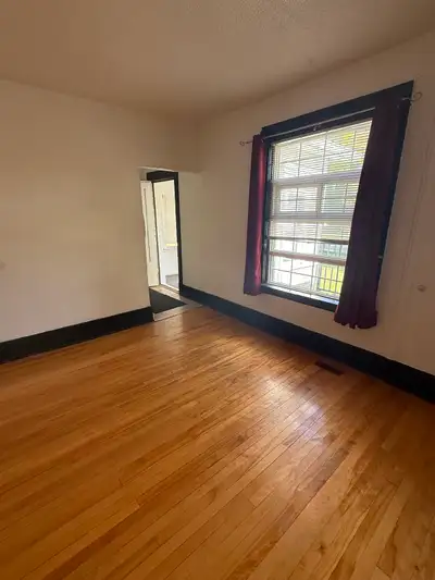 Located at 610 Albert Ave Nutana main floor home available November 1st Multi unit home! Rent $1600...