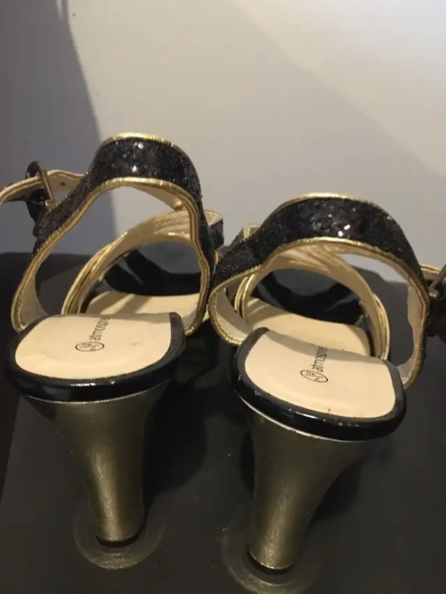 Ladies sandals  in Women's - Shoes in Calgary - Image 4