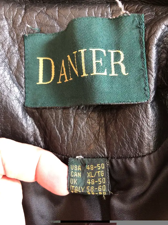 XL Men’s Black Leather Jacket in Men's in Kitchener / Waterloo - Image 5