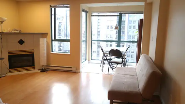 Yaletown Furnished Studio