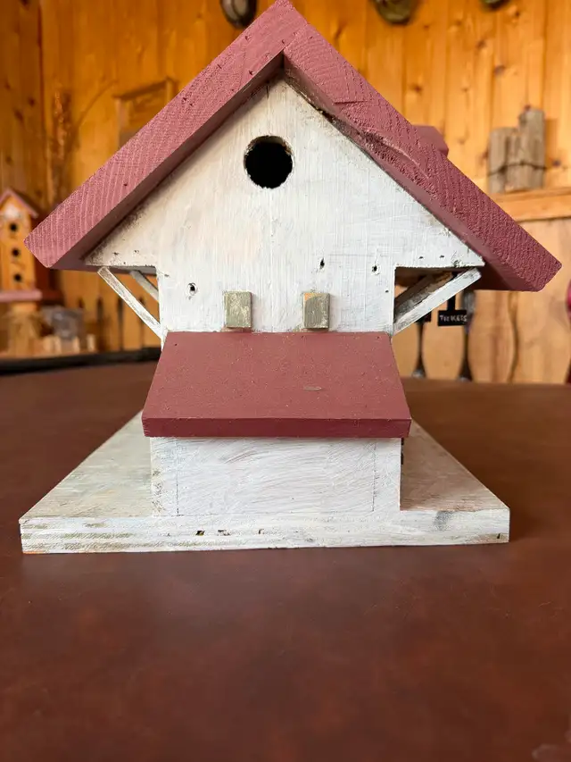 Vintage railroad station birdhouse in Other in Edmonton - Image 6