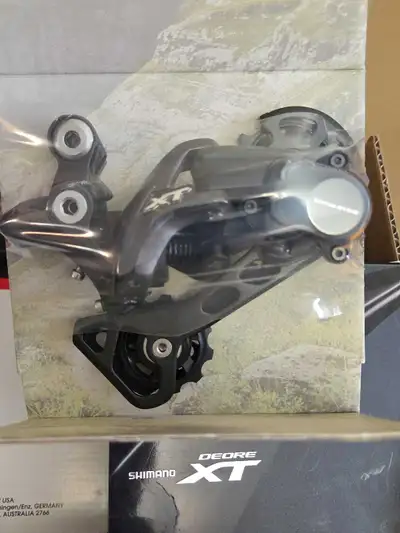 Shimano 11s XT M8000 Rear Derailleur- Medium Cage, View more