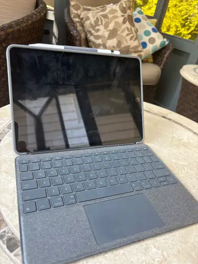 iPad 9th gen 64GB, View more