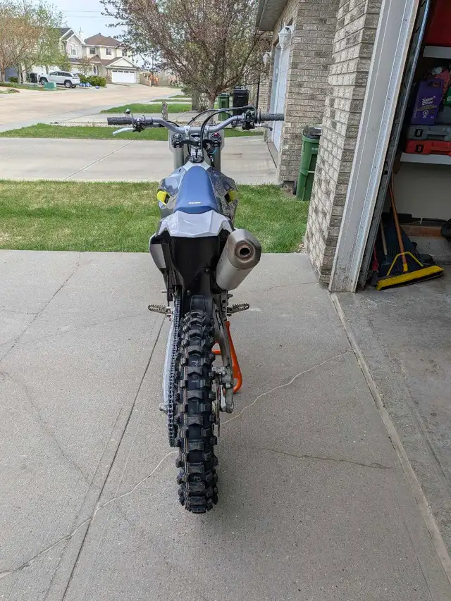 2016 Husqvarna FE350 in Dirt Bikes & Motocross in Edmonton - Image 7