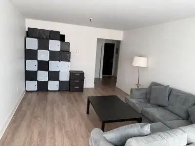 One-bedroom apartment available in Dartmouth, near Albro Lake. It is spacious and includes a balcony...