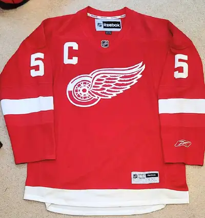 Vintage Reebok Premier Nicklas Lidstrom #5 Hockey Jersey – XXL, View more