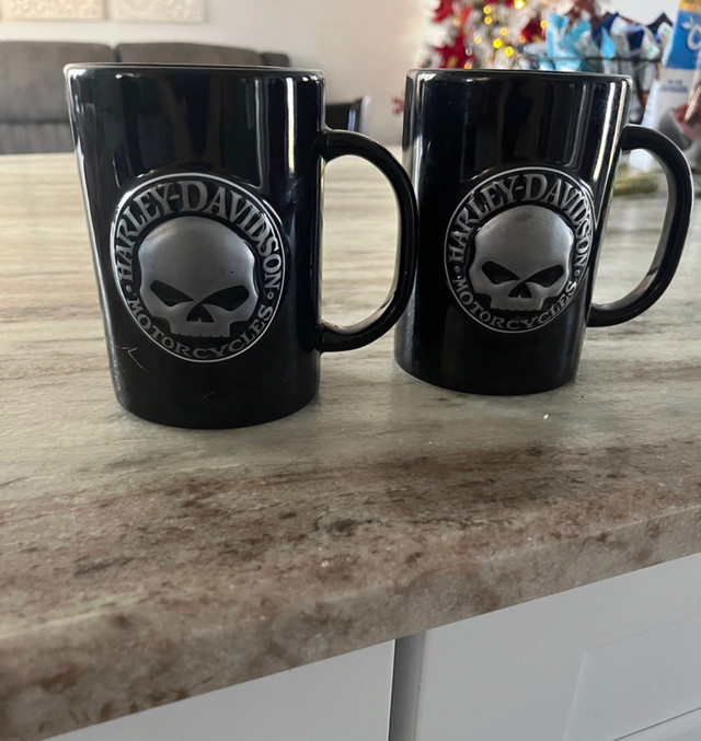2 Harley Davidson emblem Skull Black Mugs  dans Art et objets de collection  à Région de Windsor - Image 2