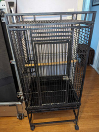 Large parrot cage / Bird cage 