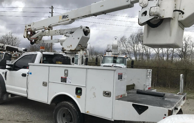 2017 1 Man Bucket Truck Ford in Other in Kawartha Lakes - Image 4
